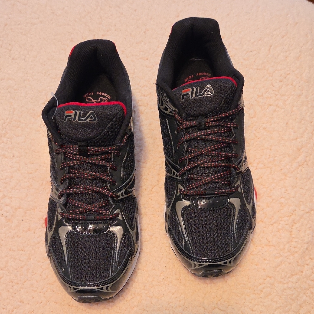 Fila Men's Black and Red Athletic Running Shoes